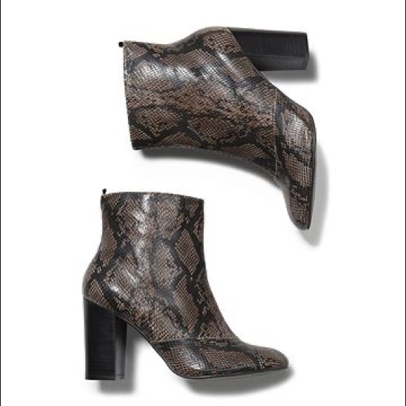 Faux Snake Skin Booties - new - Picture 1 of 6